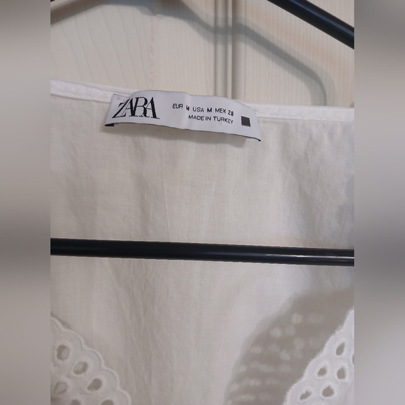 Zara White Openwork Emroidery Blouse, Size Medium (M) - Picture 10 of 11